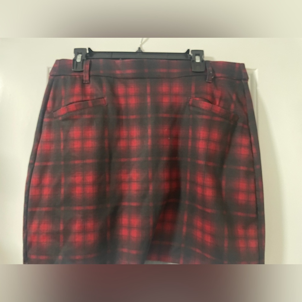 Maurices Red and Black Plaid Pencil Skirt